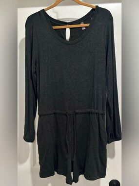 NWT Mono B Gray Long Sleeve romper
